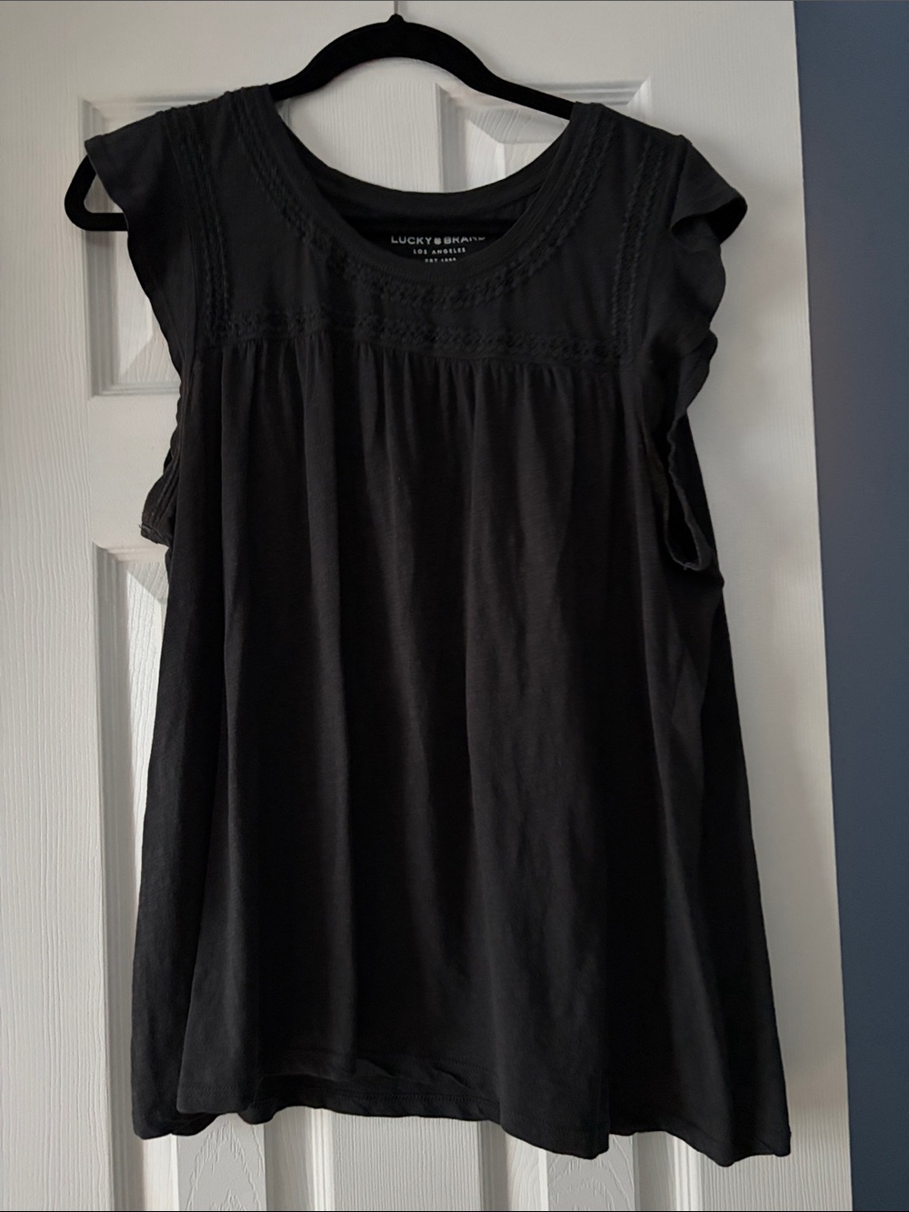 Lucky Brand Black Flutter-Sleeve Tunic Top